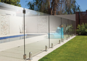 Balcony-Glass-Balustrade-Stainless-Steel-Spigot-Swimming-Pool-Glass-Railing